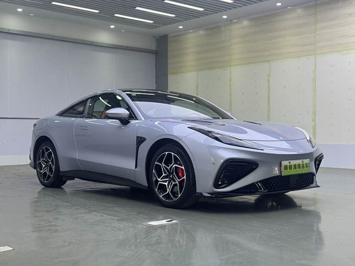 2024年2月哪吒 哪吒GT  2023款 580 AWD