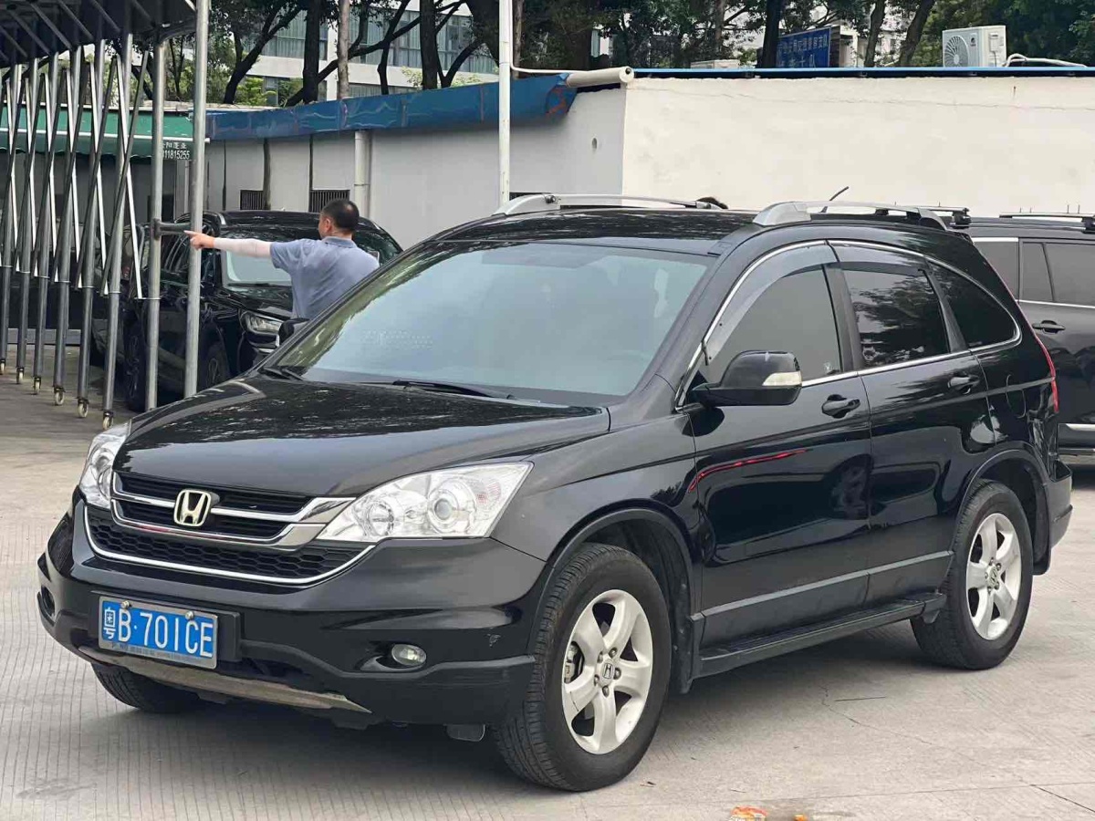 2011年11月本田 CR-V  2010款 2.0L 自動(dòng)兩驅(qū)都市版