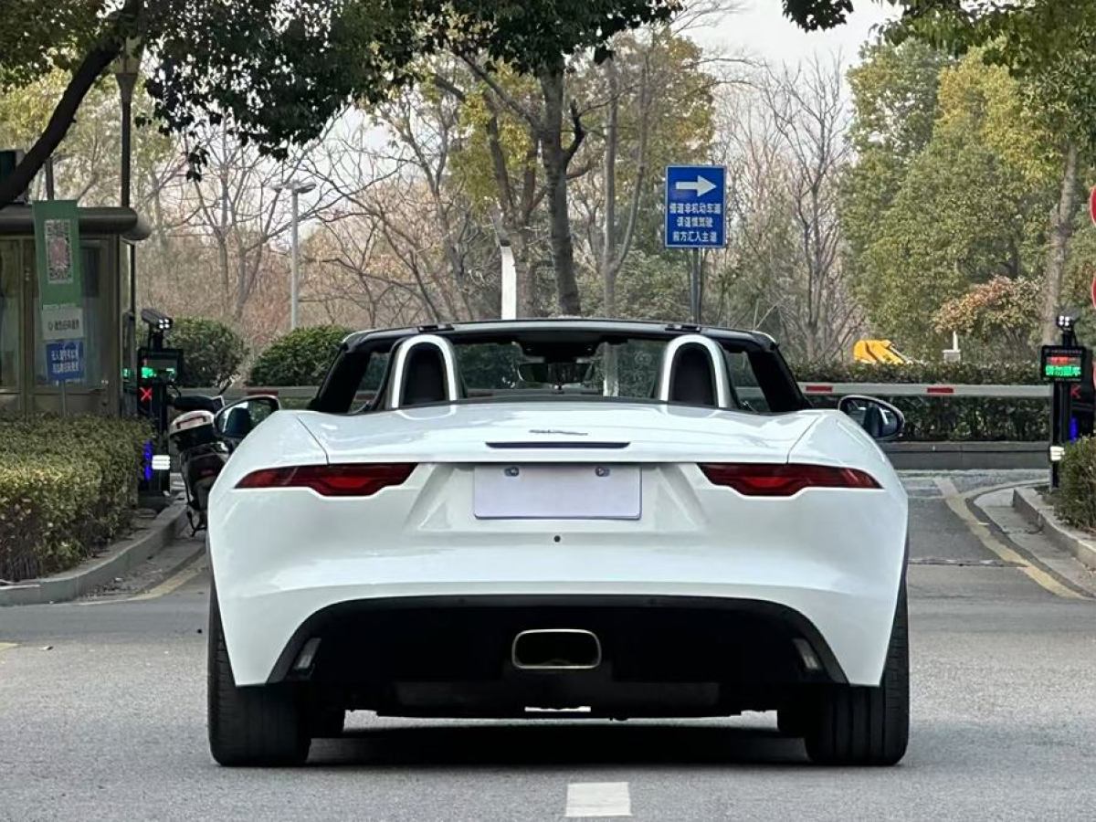 捷豹 F-TYPE  2021款 P300 后驅(qū)敞篷版圖片