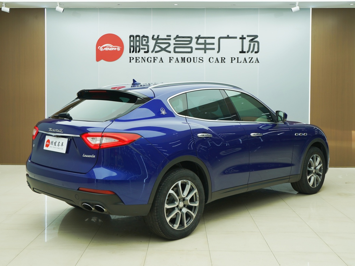 瑪莎拉蒂 Levante  2018款 3.0T 350Hp 標(biāo)準(zhǔn)版圖片