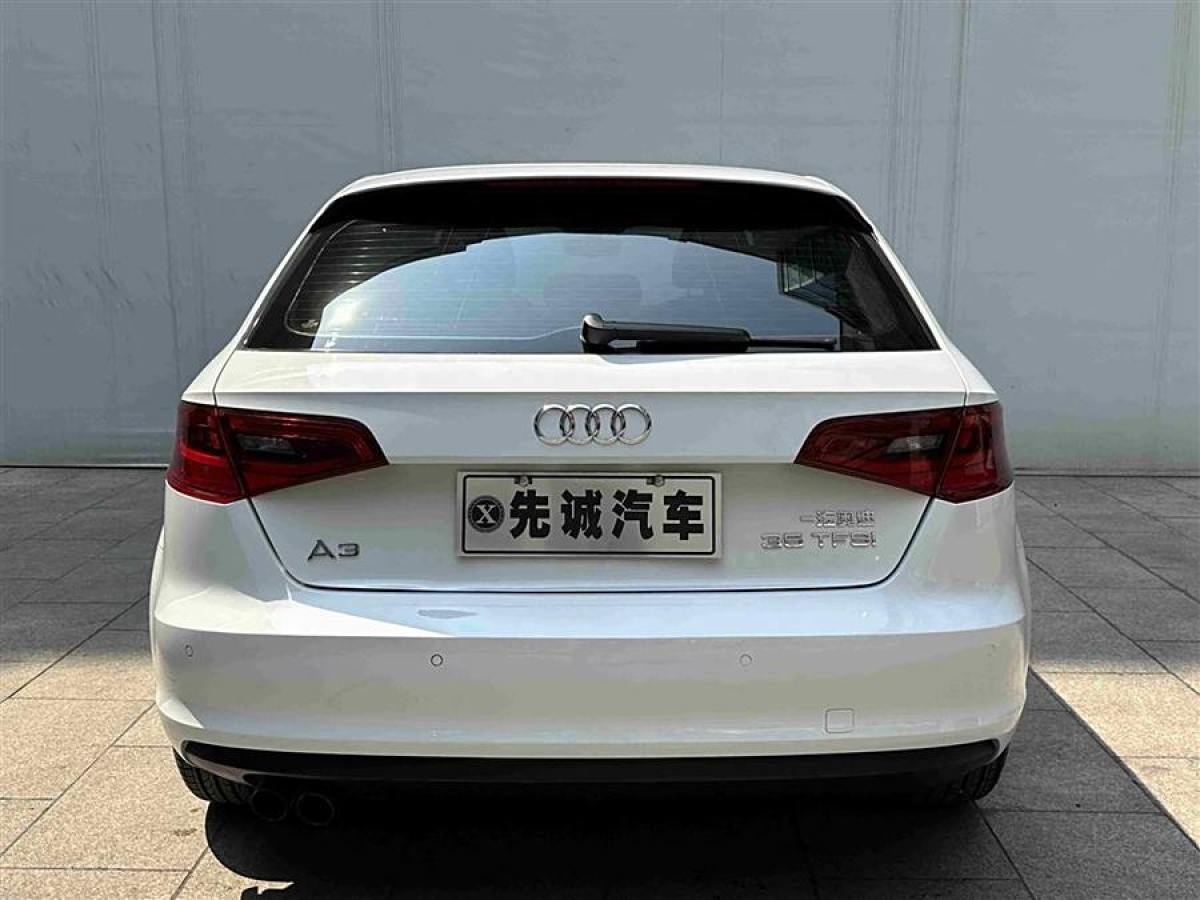 奧迪 奧迪A3  2016款 Sportback 35 TFSI 領(lǐng)英型圖片