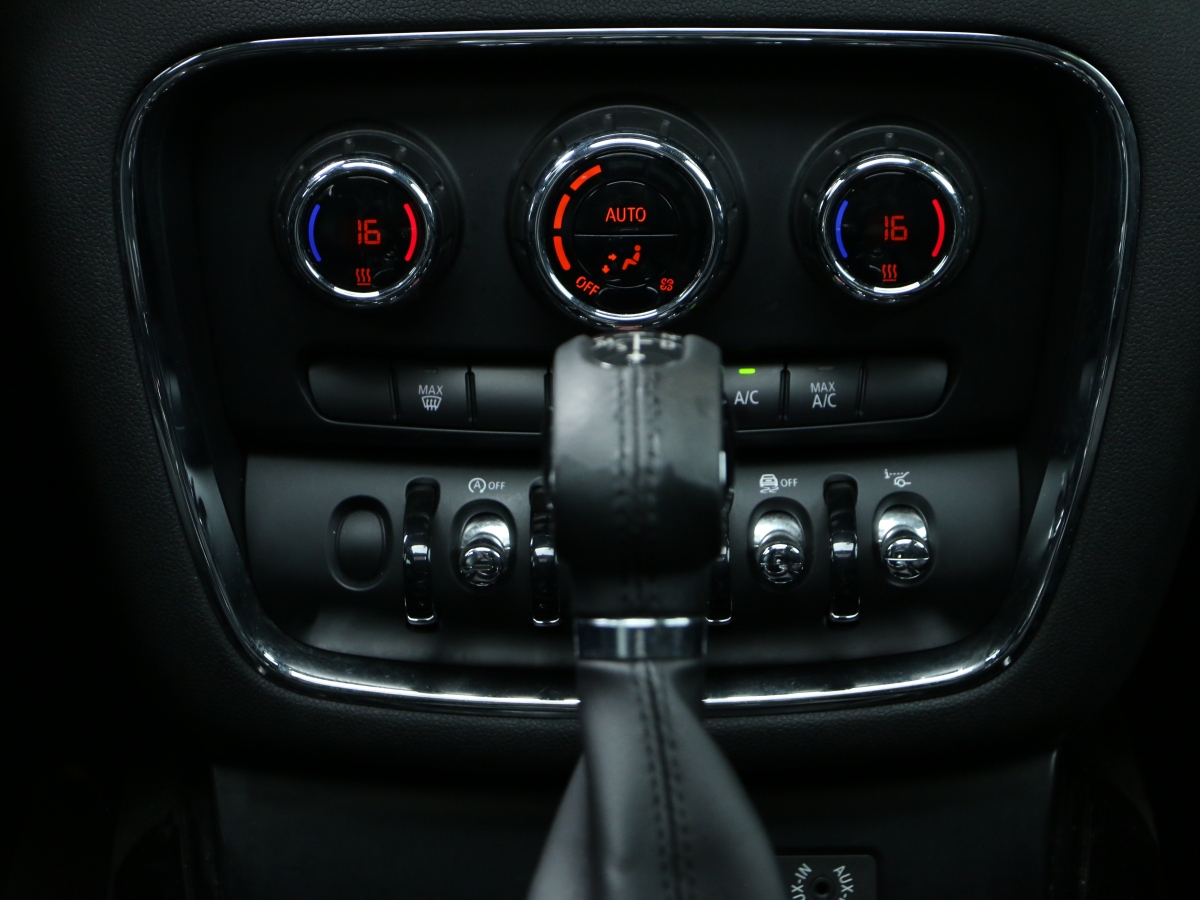 MINI CLUBMAN  2016款 改款 1.5T COOPER 極客版圖片
