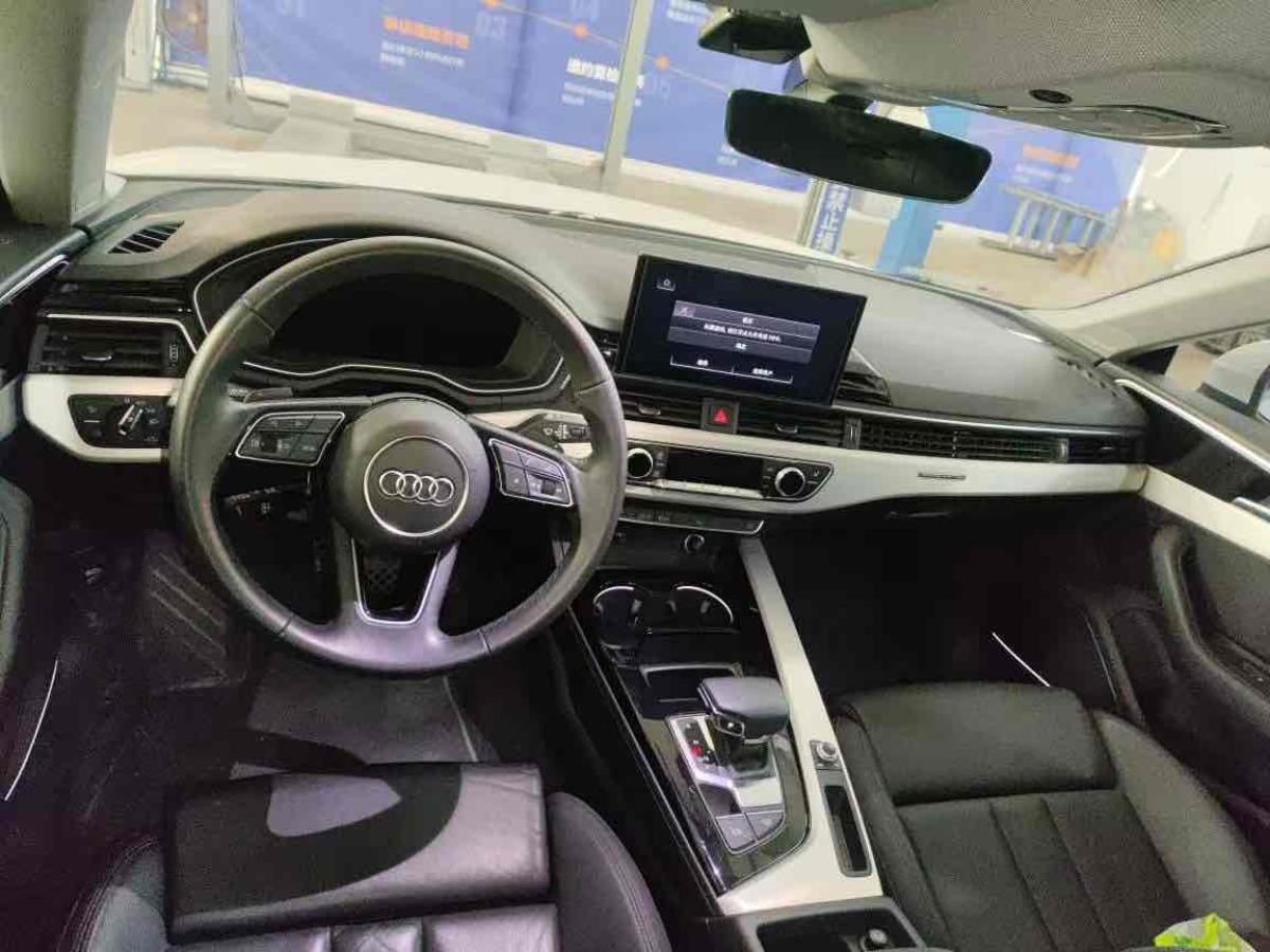 奧迪 奧迪A5  2024款 Sportback 40 TFSI quattro 豪華動(dòng)感型圖片