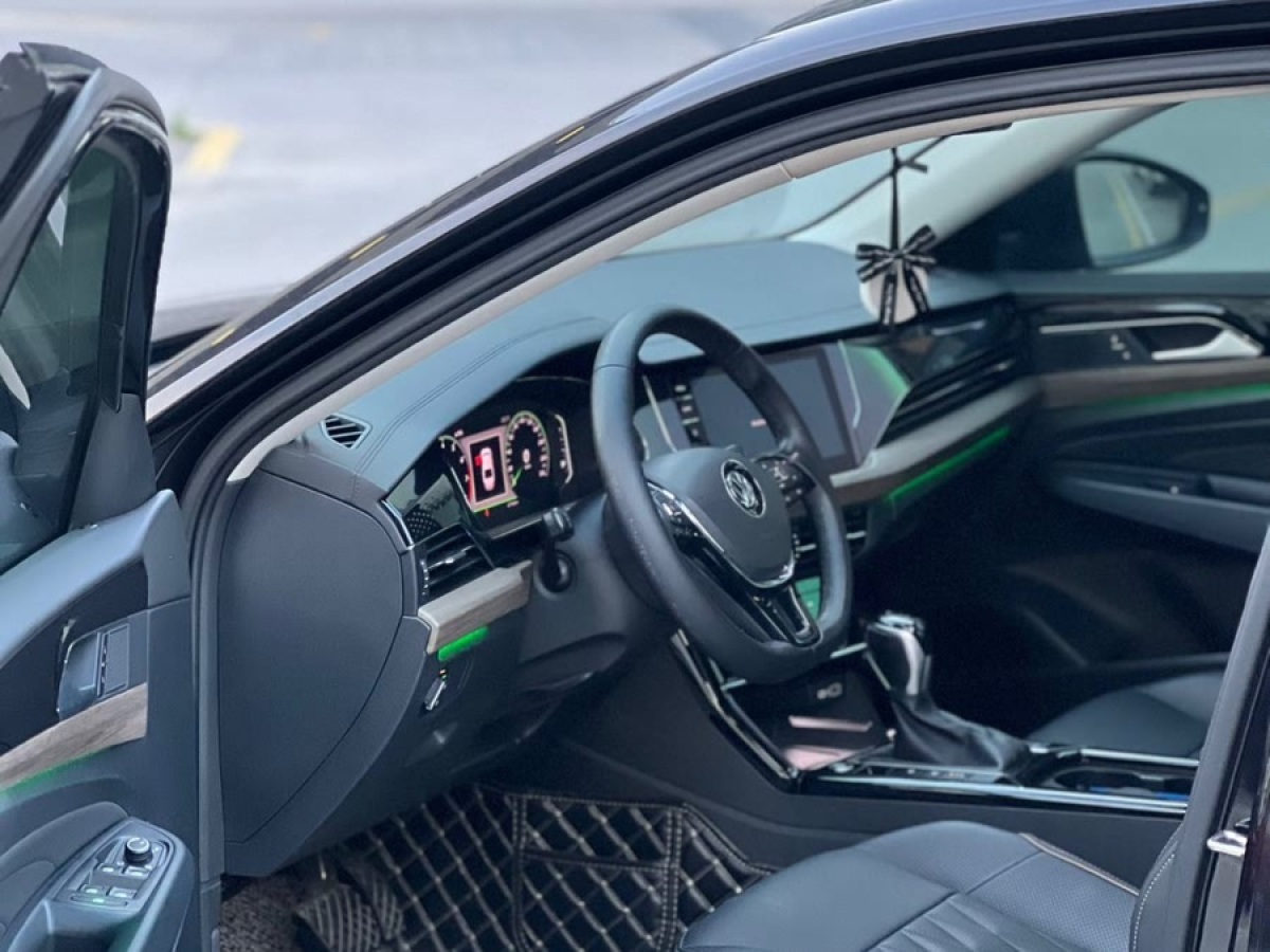 大眾 帕薩特  2020款 改款 380TSI 豪華版 國(guó)VI圖片