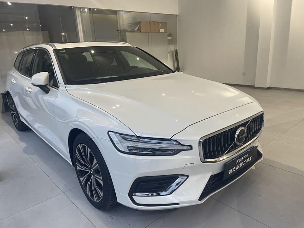 沃爾沃 V60  2024款 B5 智遠豪華版圖片