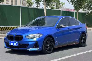 寶馬1系 寶馬 118i 時(shí)尚型