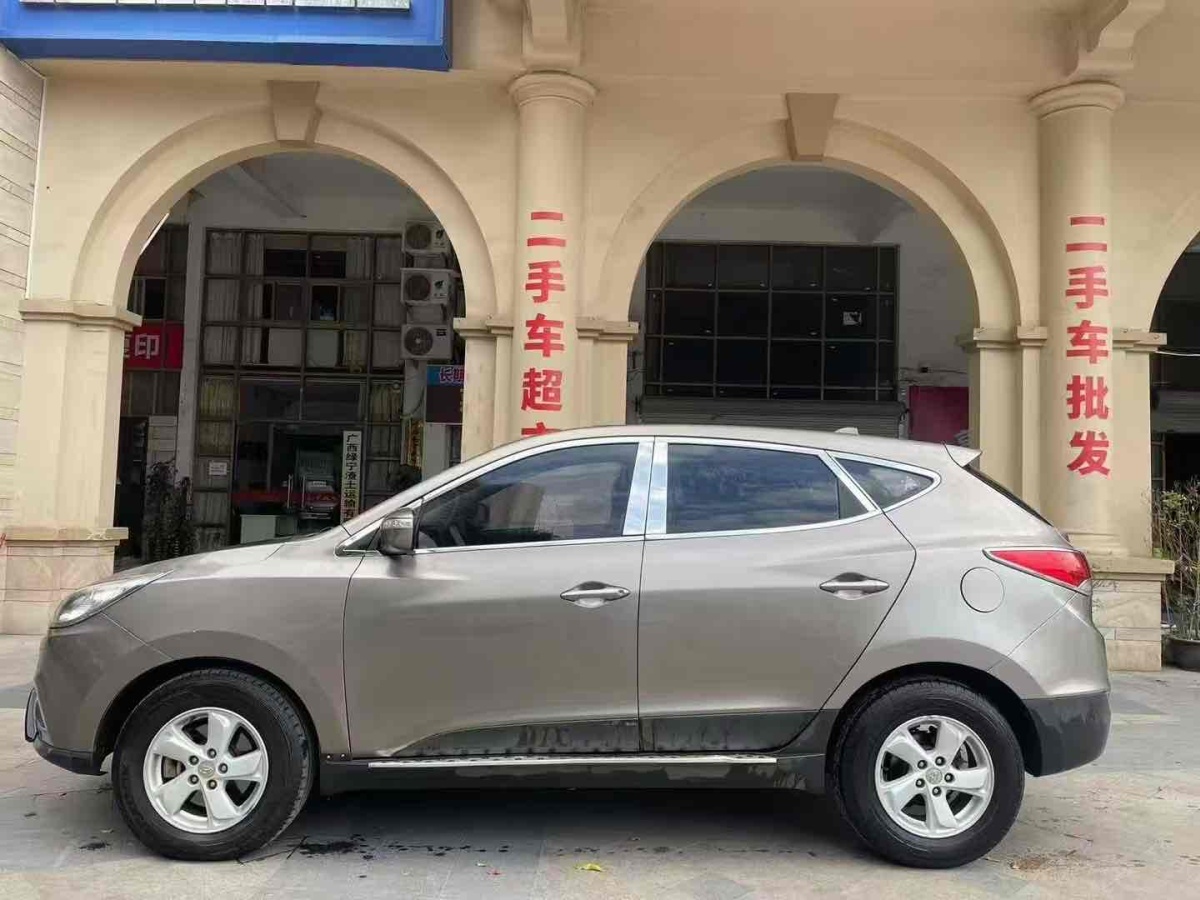 現(xiàn)代 ix35  2013款 2.0L 自動兩驅(qū)舒適型GL 國IV圖片