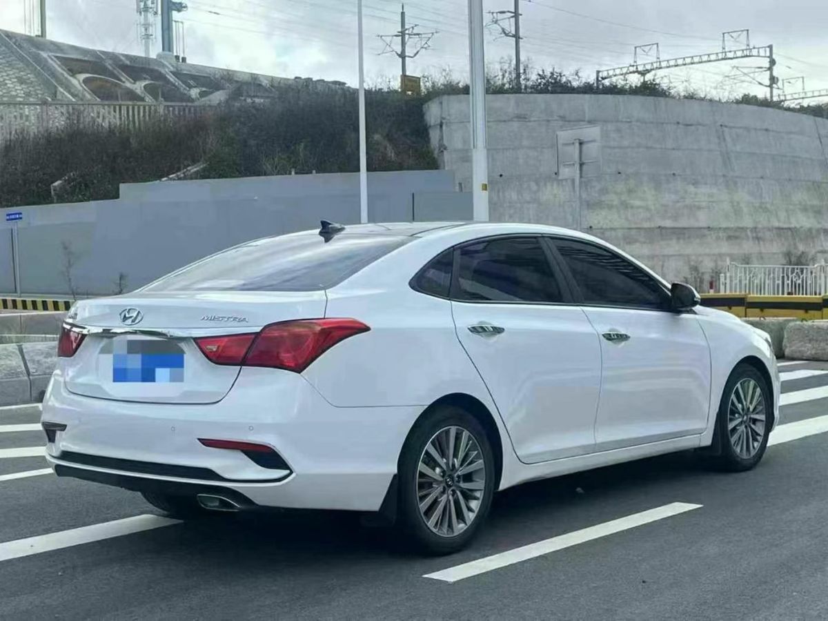 現(xiàn)代 名圖 圖片