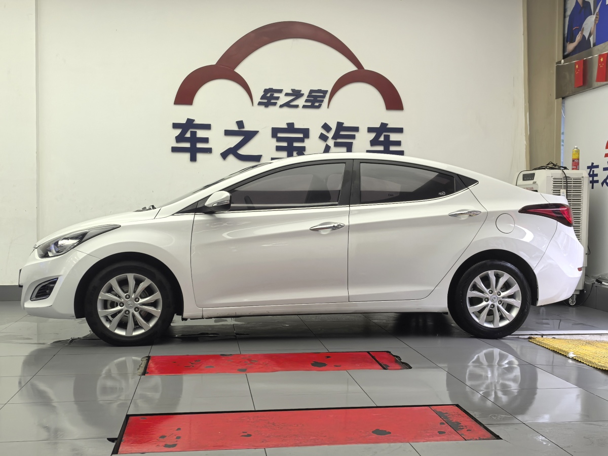 2016年7月現(xiàn)代 朗動  2016款 1.6L 自動尊貴型