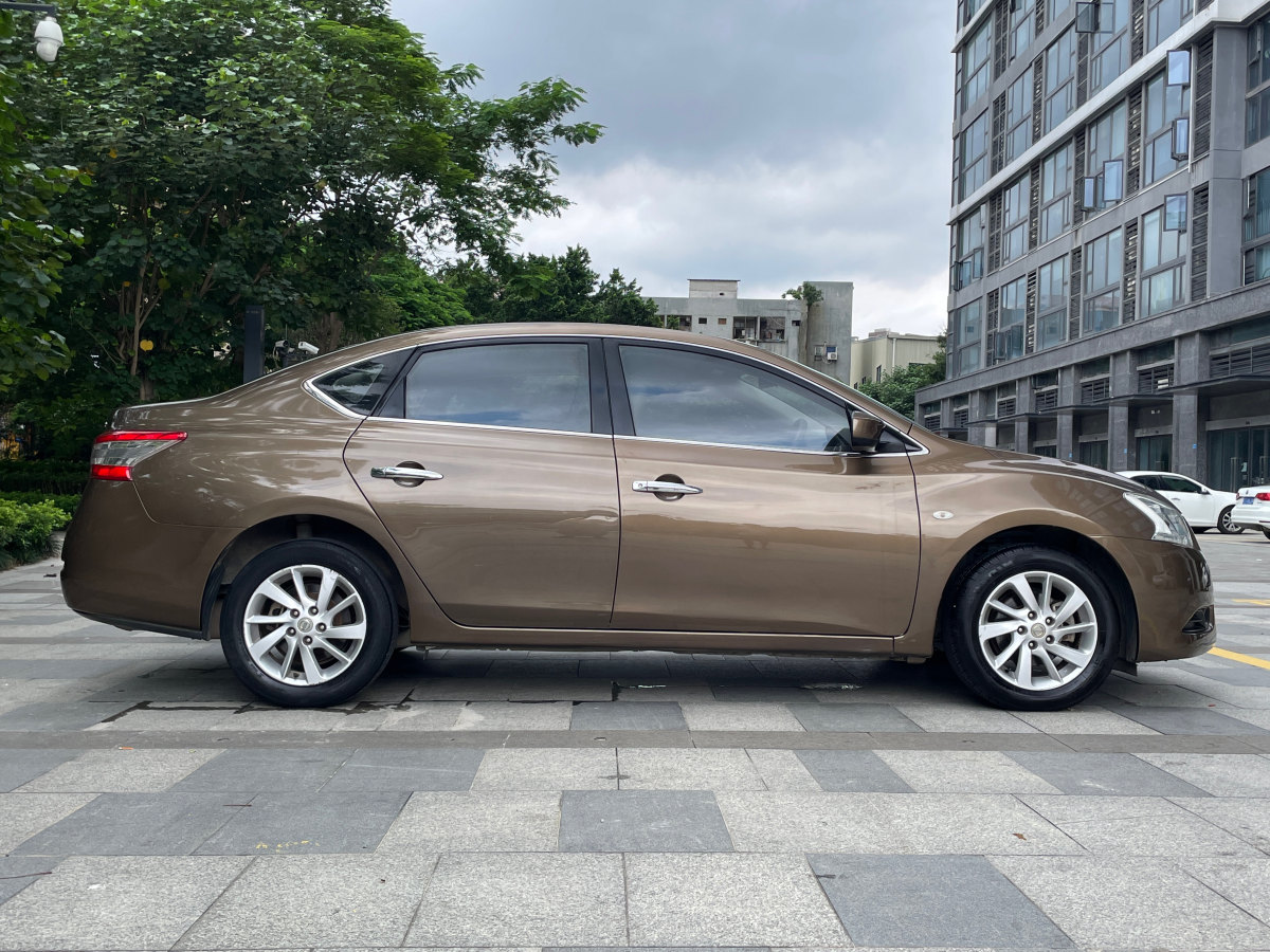 日產(chǎn) 軒逸  2012款 1.6XE CVT舒適版圖片