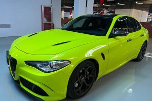 Giulia 阿爾法·羅密歐 2.0T 280HP 豪華版