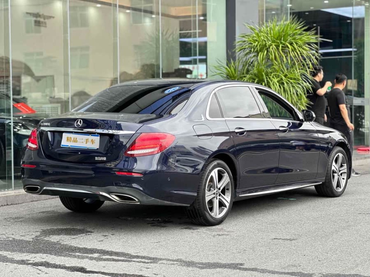奔馳 奔馳E級  2019款 E 200 L 運(yùn)動型圖片