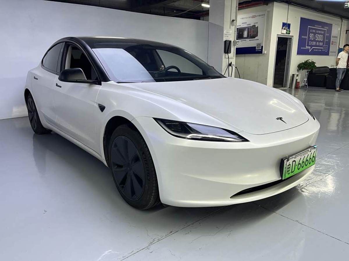 特斯拉 Model 3  2023款 高性能全輪驅(qū)動版圖片