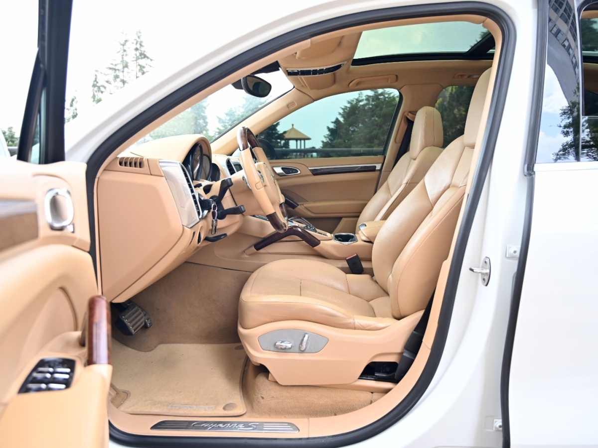 保時(shí)捷 Cayenne  2011款 Cayenne 3.0T圖片
