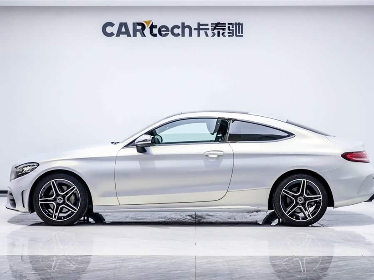 奔馳 奔馳C級(jí)  2023款 C 260 轎跑車圖片