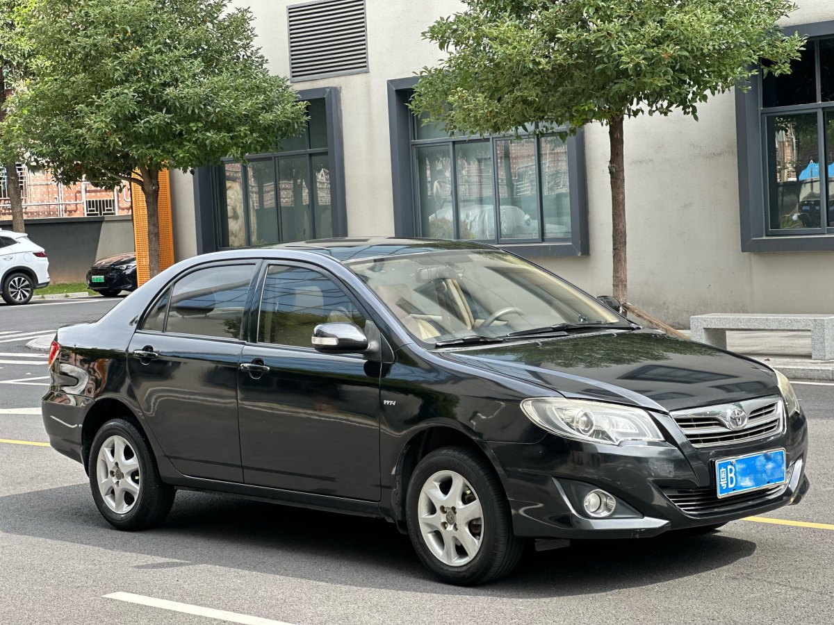 2014年9月豐田 花冠  2013款 1.6L 自動豪華版