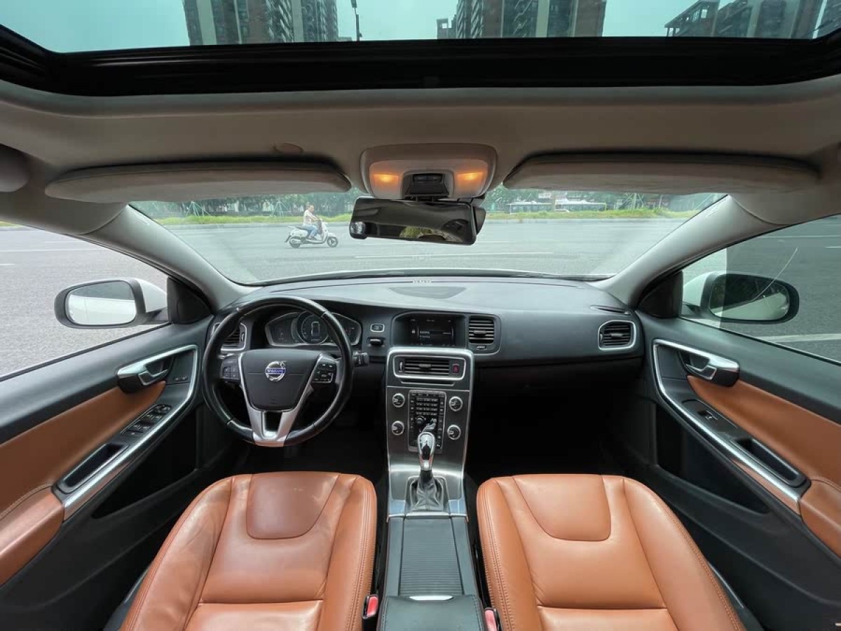 沃爾沃 S60  2015款 L 2.0T T5 智馭版圖片