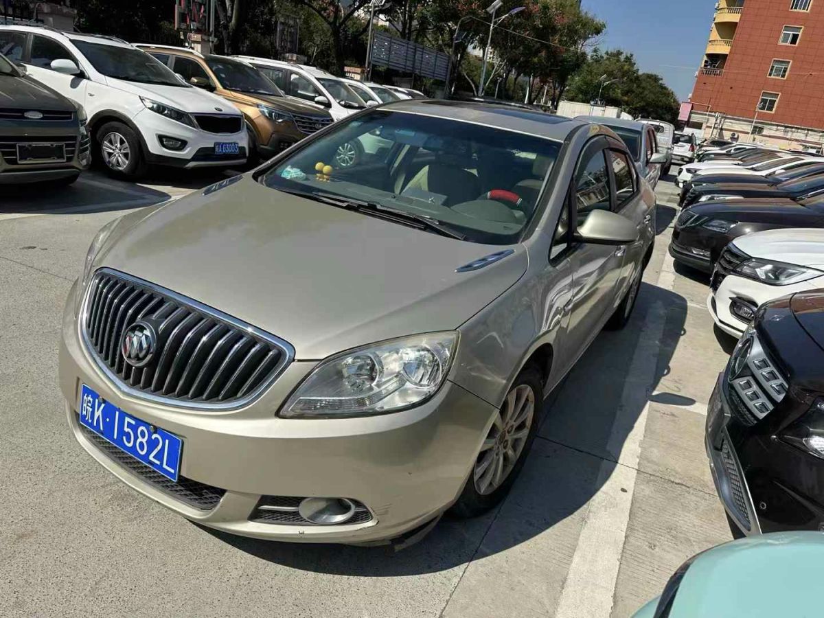 長(zhǎng)城 V80  2012款 1.5T 手動(dòng)實(shí)尚型圖片