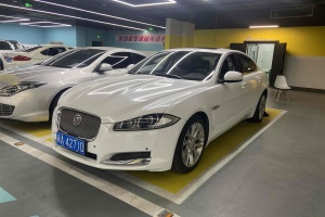 XF 捷豹 XF 2.0T 豪华版