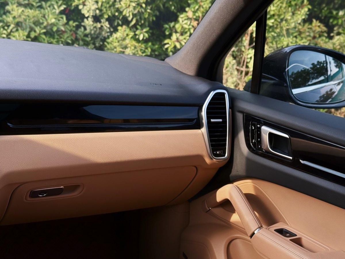 2019年3月保時(shí)捷 Cayenne  2019款 Cayenne 3.0T