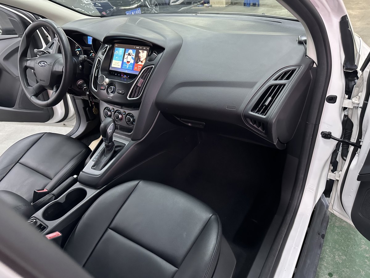 福特 福克斯  2012款 兩廂 1.6L 自動舒適型圖片