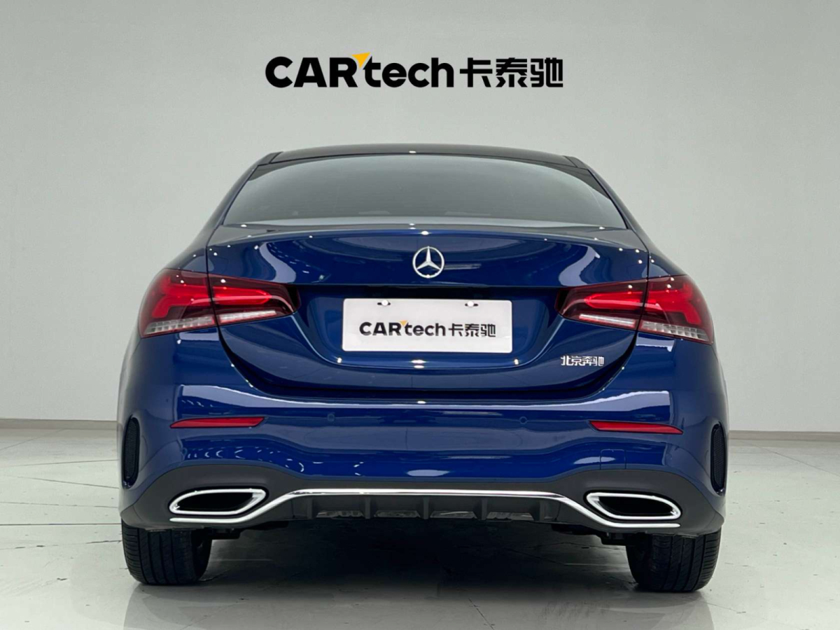 奔馳 奔馳A級  2022款 A 200 L 運動轎車時尚型圖片