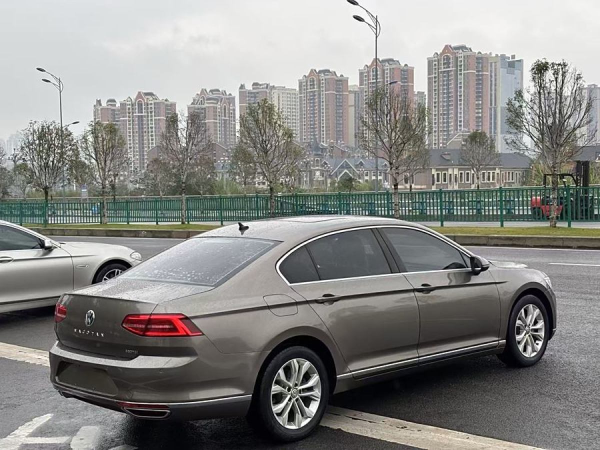 大眾 邁騰  2018款 改款 330TSI DSG 豪華型圖片