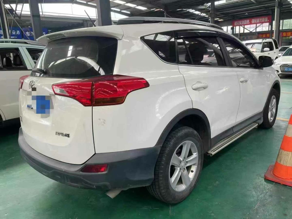 豐田 RAV4 圖片