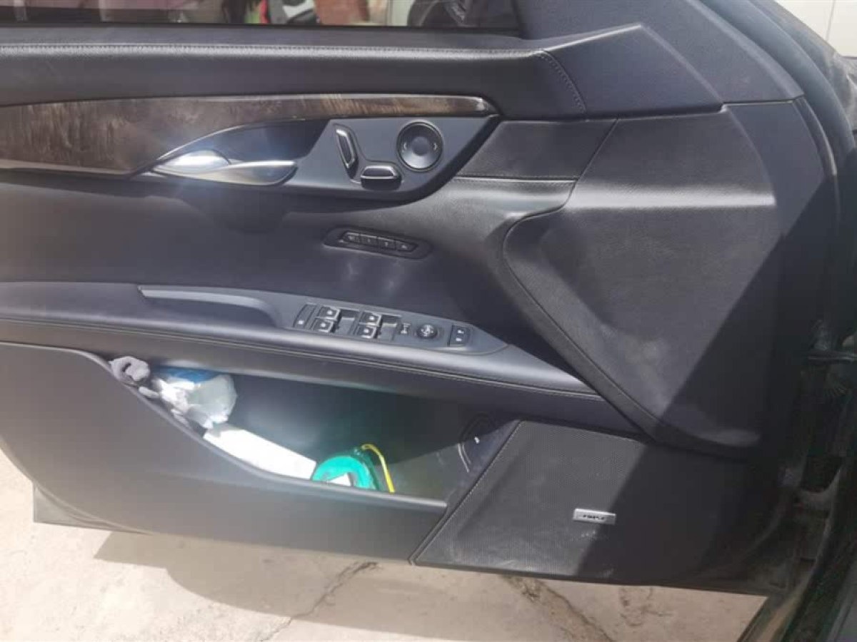 凱迪拉克 CT6  2017款 28T 豪華型圖片