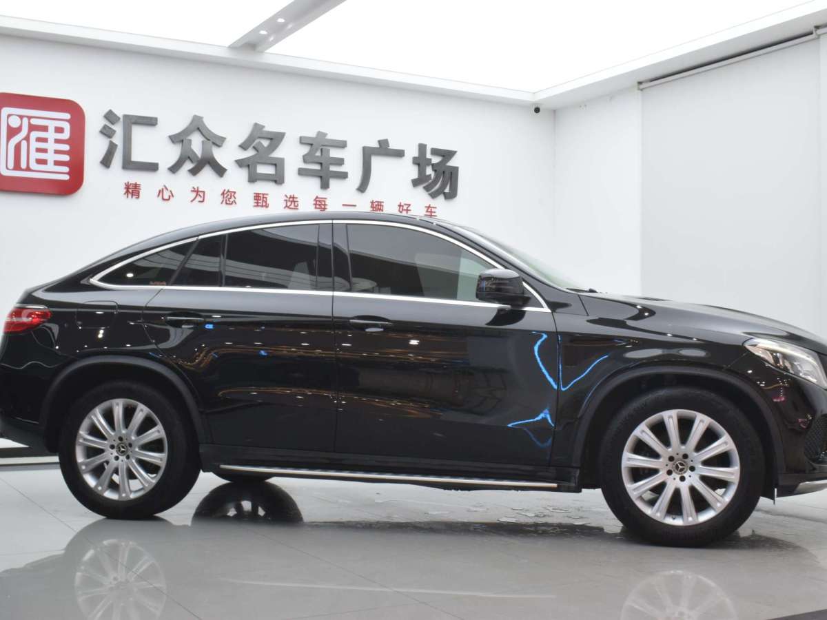 奔驰 奔驰GLE轿跑  2017款 GLE 320 4MATIC 轿跑SUV图片