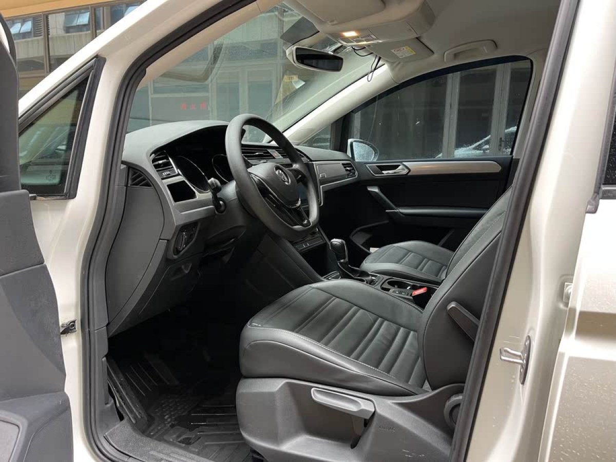 大眾 途安  2022款 途安L 280TSI DSG舒適版 7座圖片