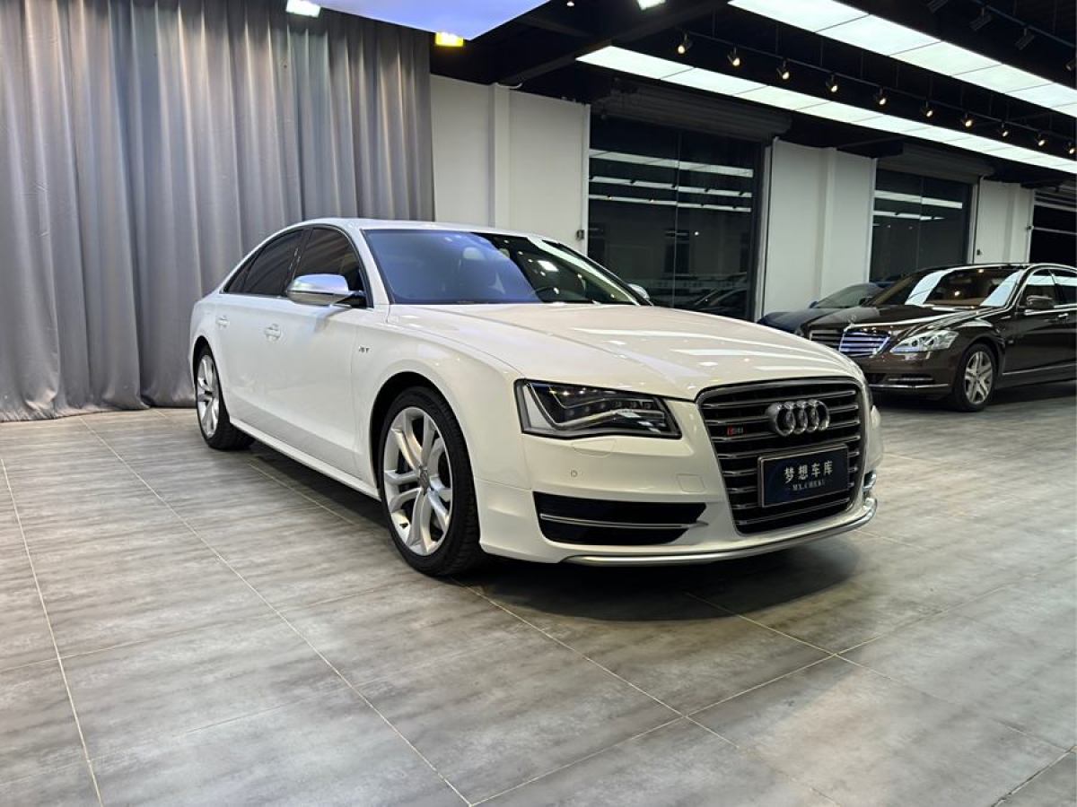 奧迪 奧迪S8  2013款 S8 4.0TFSI quattro圖片