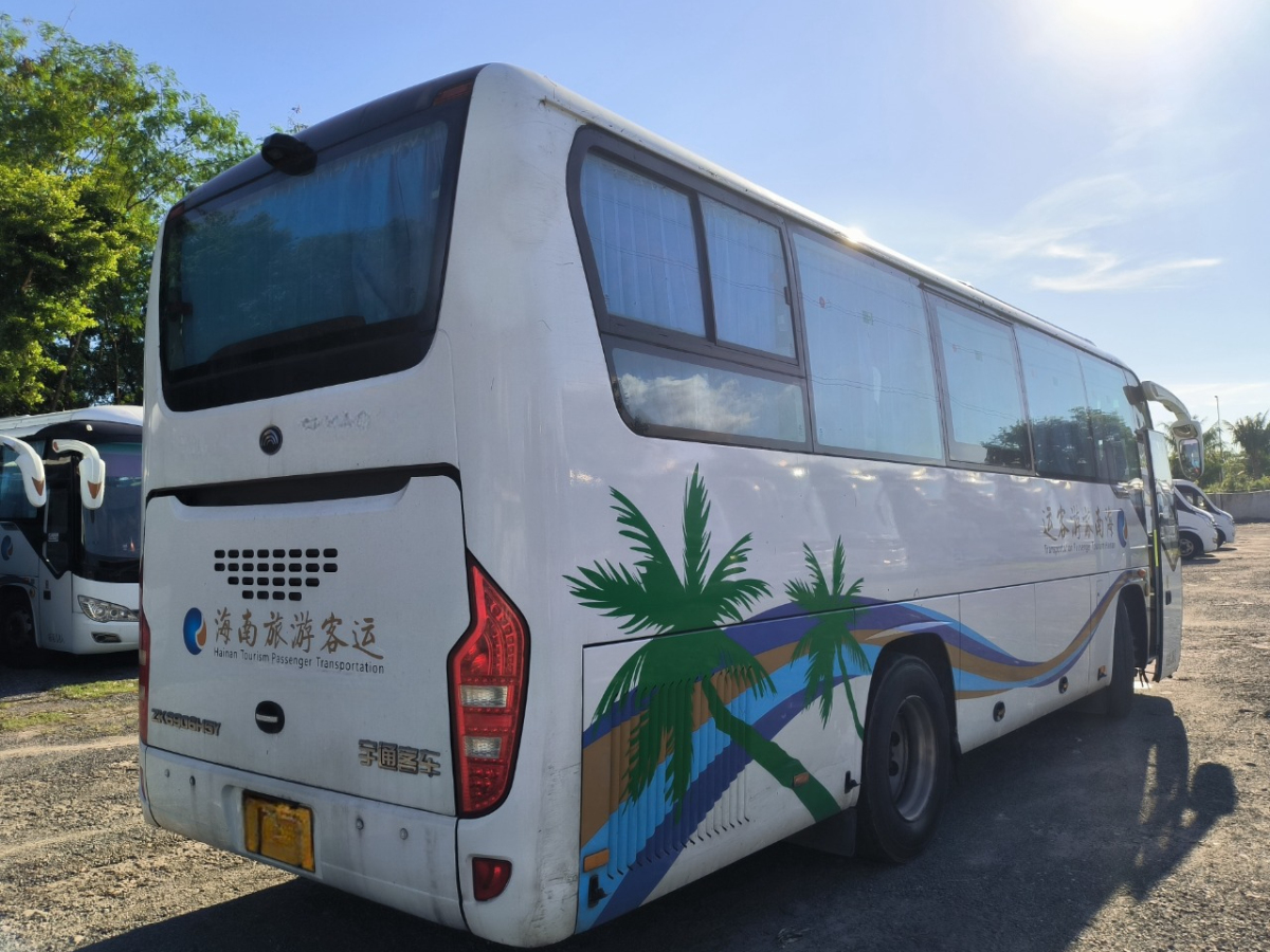 同款20臺國五38座宇通6906型旅游客車圖片