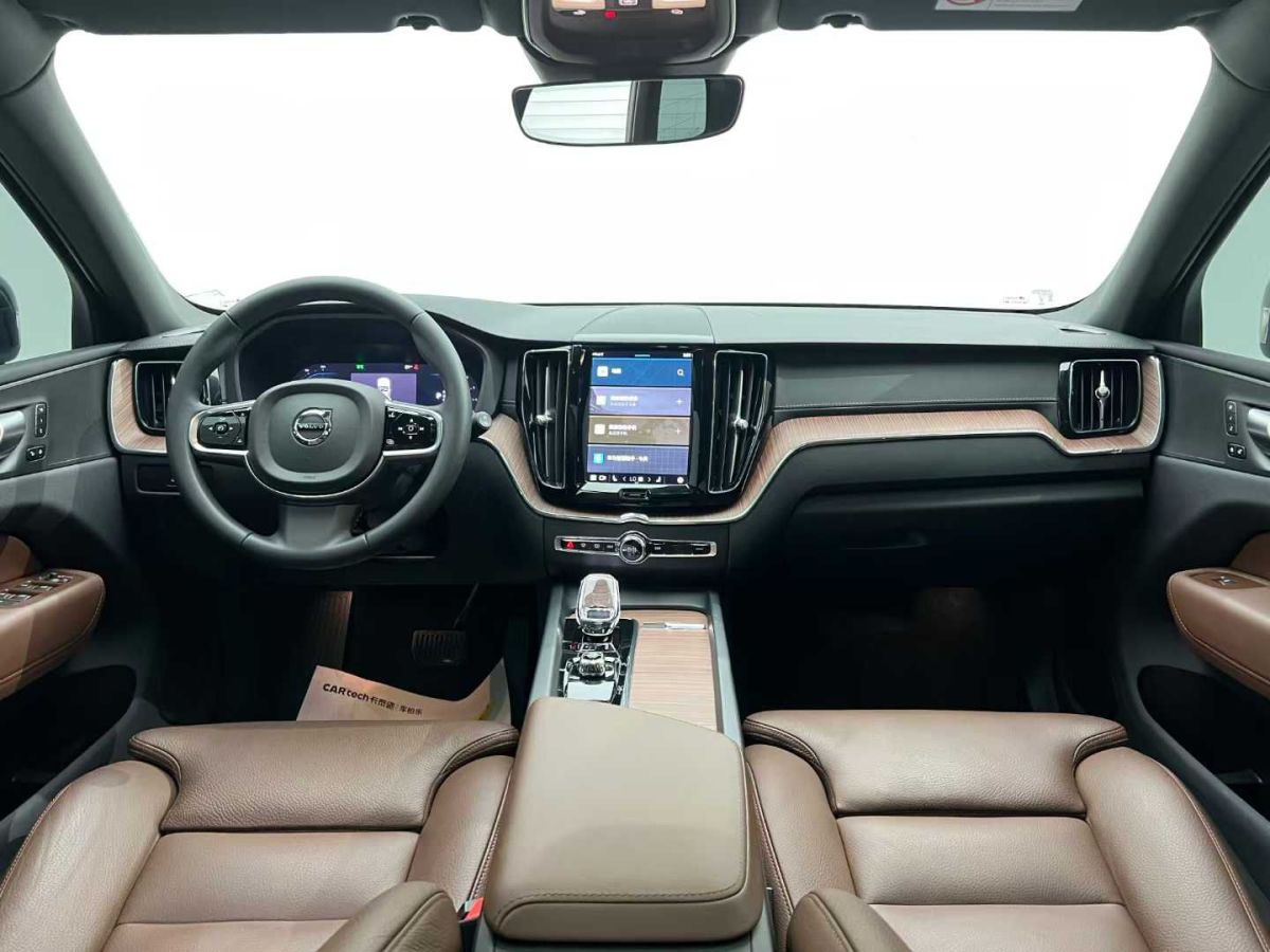 沃爾沃 XC60  2023款 B4 智行豪華版圖片