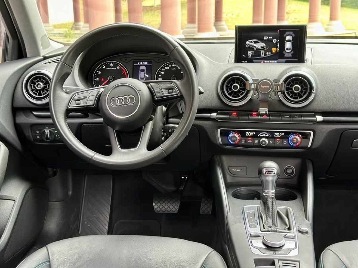 奧迪 奧迪A3  2018款 30周年年型 Limousine 35 TFSI 運動型圖片