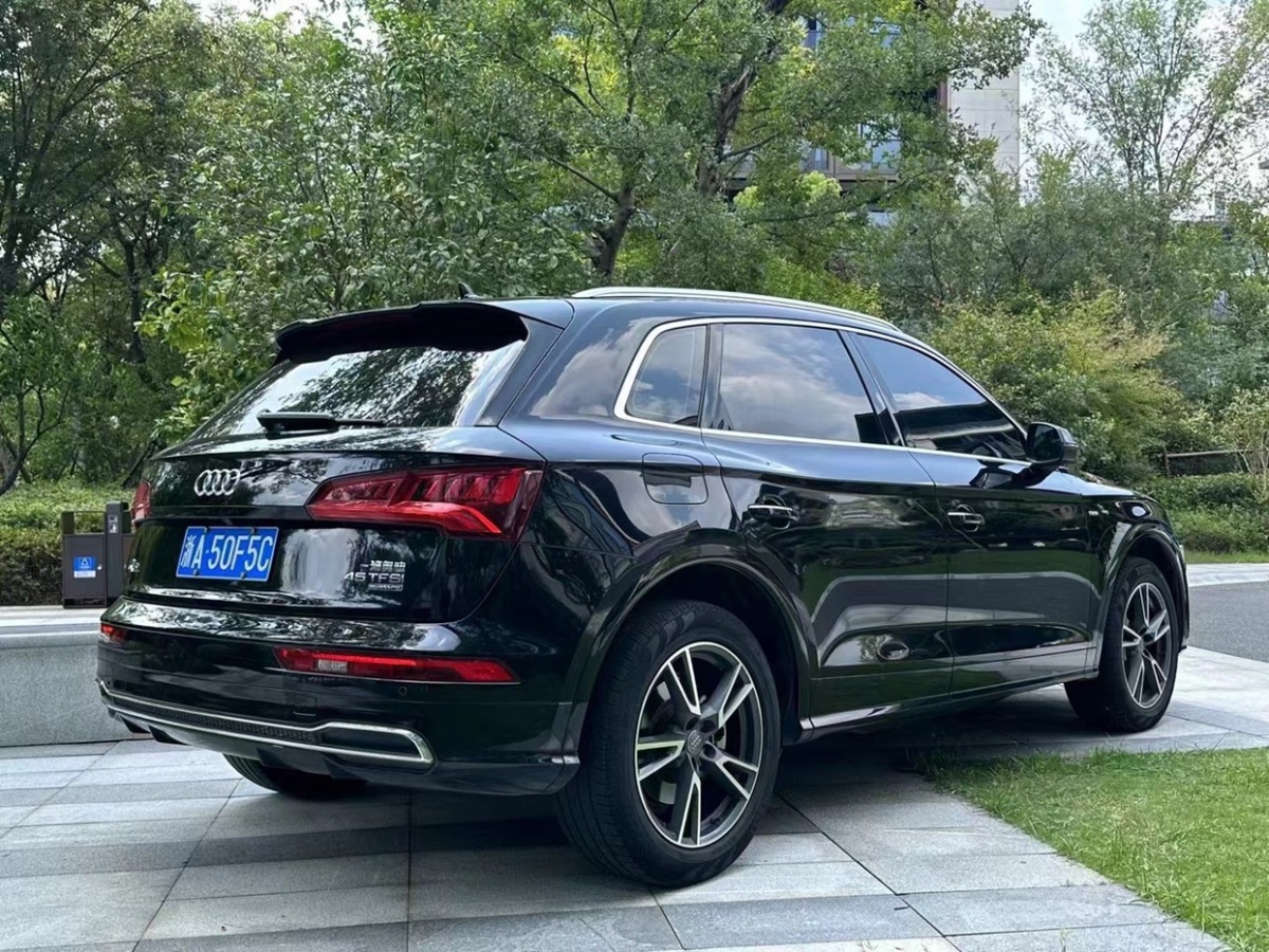 奧迪 奧迪Q5L  2020款 改款 40 TFSI 榮享進(jìn)取型圖片