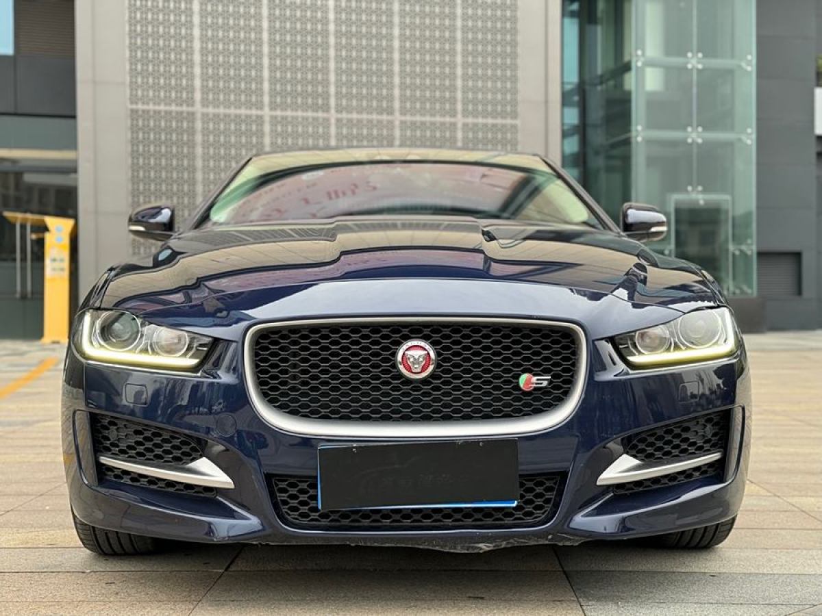 2017年6月捷豹 XE  2017款 2.0T 200PS R-Sport