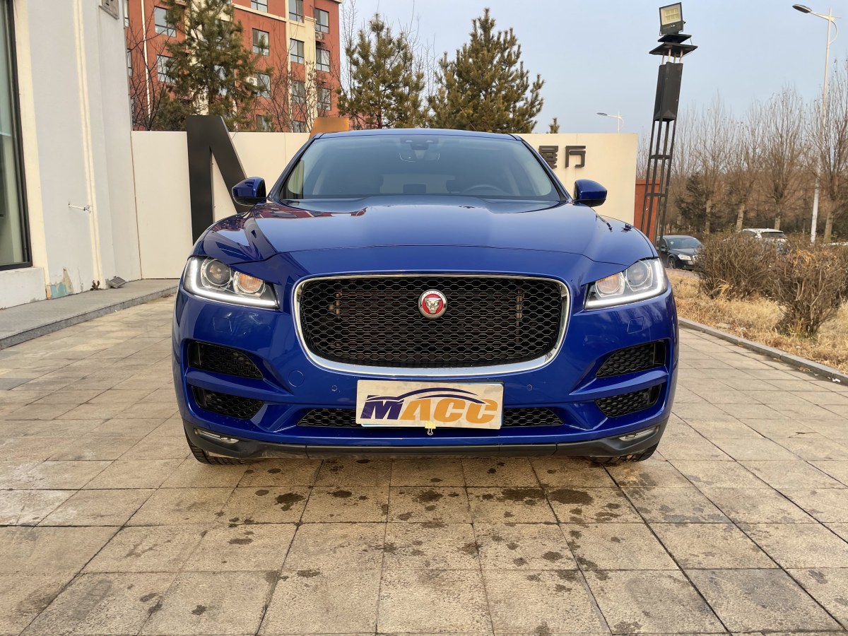 捷豹 F-PACE  2018款 2.0T 四驅(qū)都市尊享版圖片