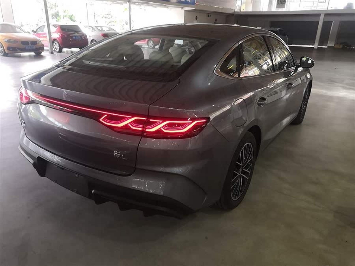 比亞迪 秦L  2024款 DM-i 120KM卓越型圖片