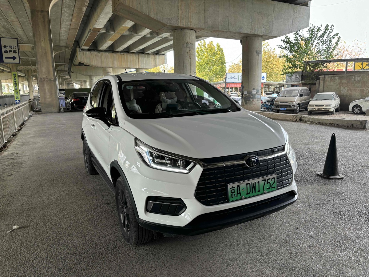 2019年6月比亞迪 元新能源  2019款 EV535 智聯(lián)領(lǐng)創(chuàng)型