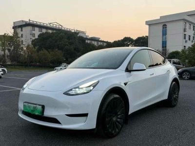 2023年7月 特斯拉 Model S 三電機(jī)全輪驅(qū)動(dòng) Plaid版圖片