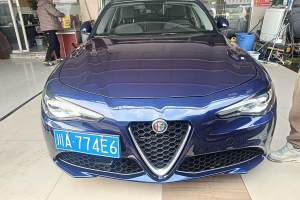 Giulia 阿爾法·羅密歐 2.0T 280HP 豪華版