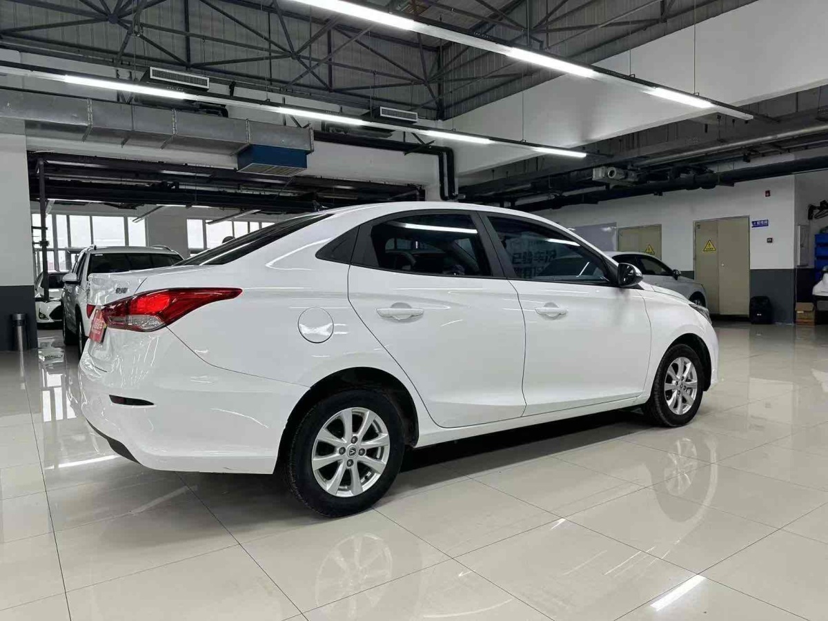 長(zhǎng)安 悅翔  2019款  1.5L DCT舒適型 國(guó)VI圖片