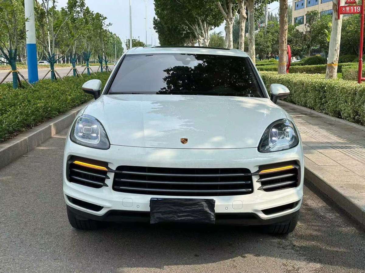 保時(shí)捷 Cayenne  2022款 Cayenne 3.0T 鉑金版圖片