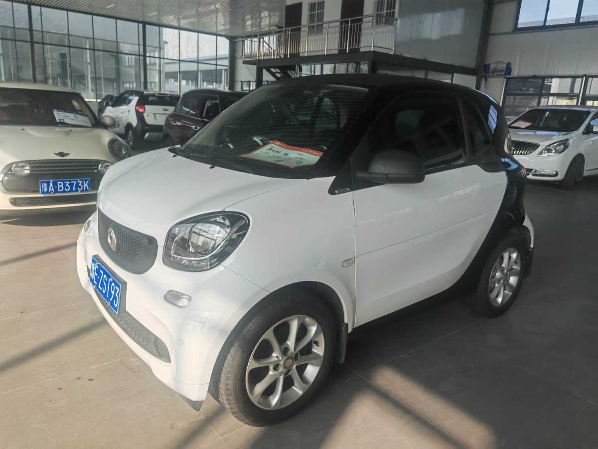 2018年11月smart forfour  2018款 0.9T 66千瓦風(fēng)尚型