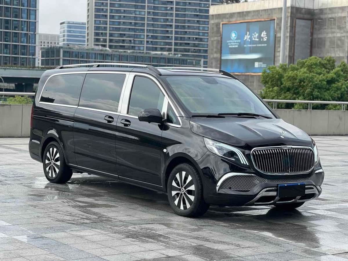 奔馳 威霆  2021款 2.0T 商務(wù)版 8座圖片