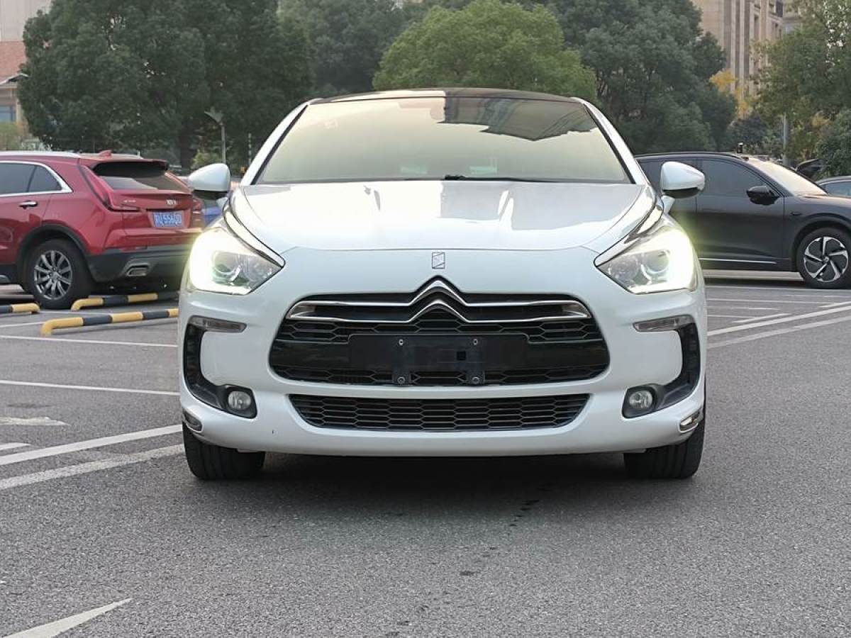 DS DS 5  2013款 1.6T 雅致版THP160圖片