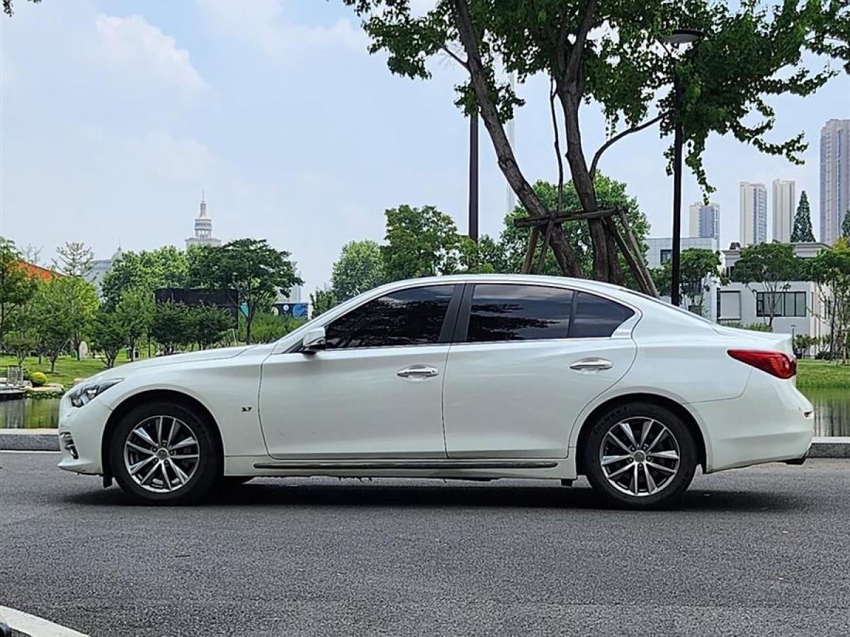 英菲尼迪 Q50L  2016款 2.0T 悅享版圖片