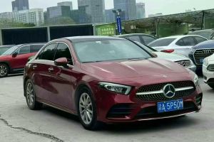 奔馳GLE 奔馳  GLE 350 4MATIC 時(shí)尚型