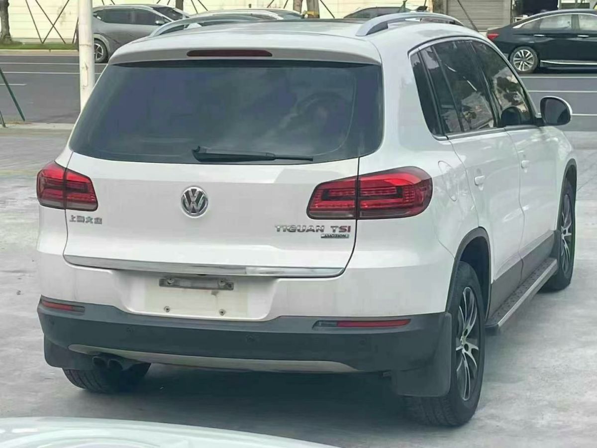 大眾 途觀  2014款 1.8TSI 自動兩驅(qū)30周年紀(jì)念版圖片
